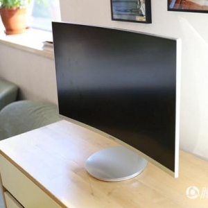 三星27英寸曲面显示器评测