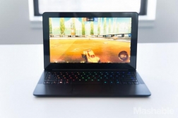 雷蛇Blade Stealth：足以取代苹果MBP？